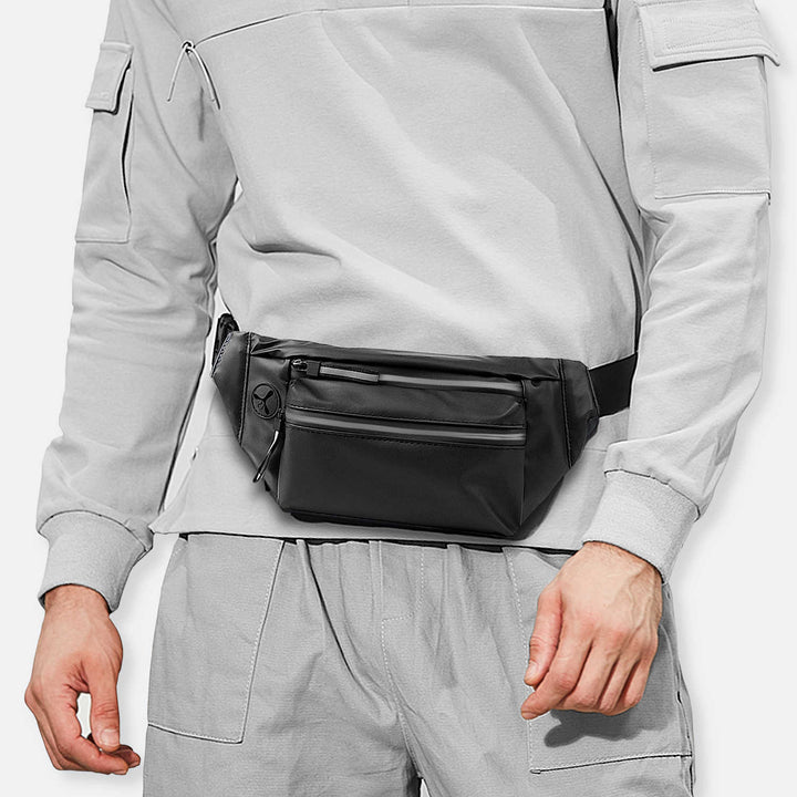 Schwarze wasserdichte Bauchtasche mit Reflektoren für Damen und Herren